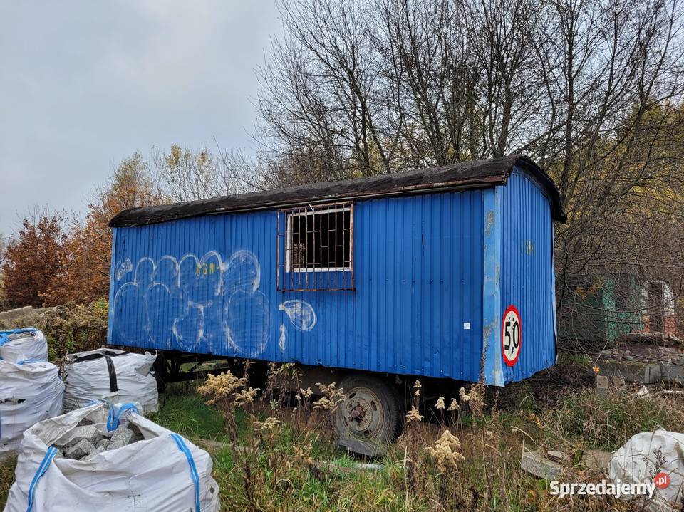 Syndyk sprzeda barakowóz niebieski P137 Warszawa