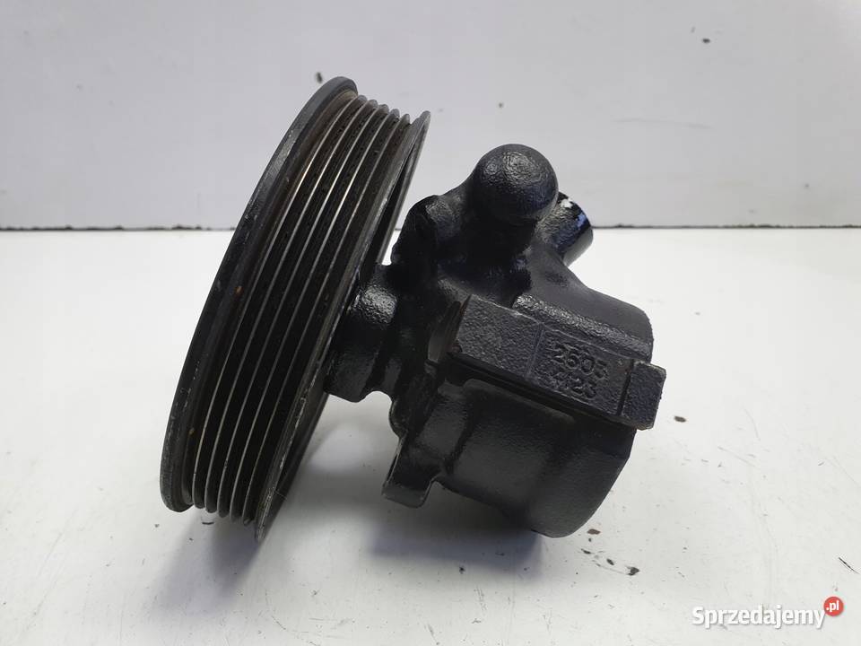 Opel Vectra B 18 16V POMPA WSPOMAGANIA 90495957 Janów
