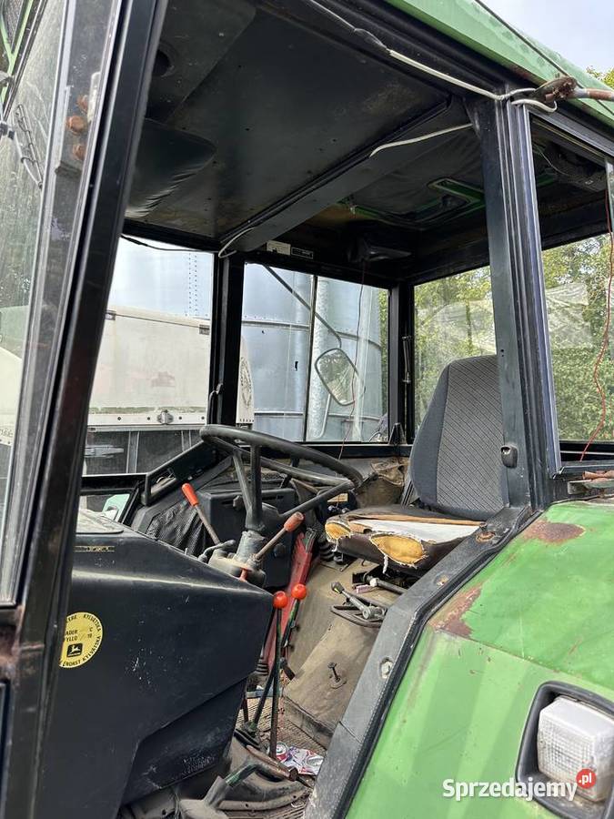 John Deere 3130 zarejestrowany Sprzedam pub Przeworsk