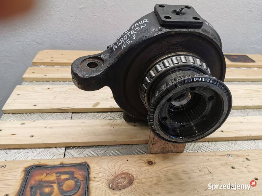 Zwrotnica Carraro do Deutzfahr Agrotron 10442