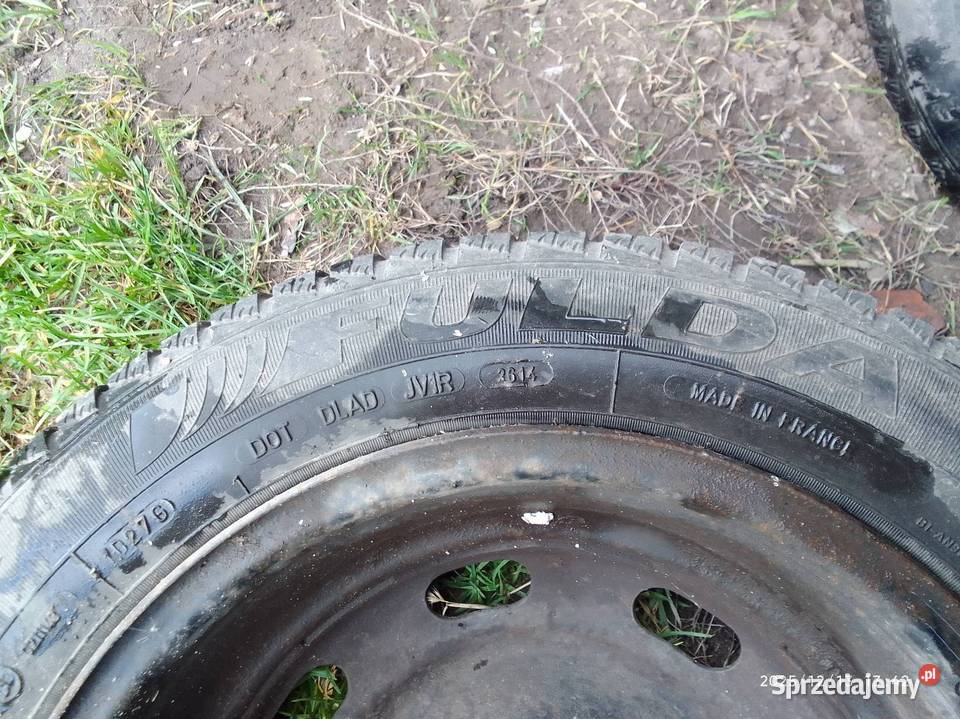 Koła 15 zima peugeot citroen Saab Volvo toyota Bogusławice sprzedam