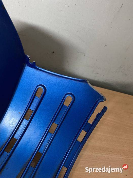 Podłoga PIAGGIO VESP GT GTS GTV owiewka pod nogi wielkopolskie Poznań