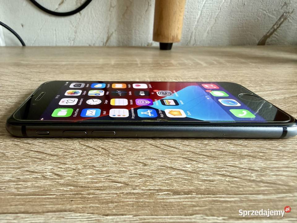 iPhone 8 64GB bez blokad iOS 146 szczegóły Łódź