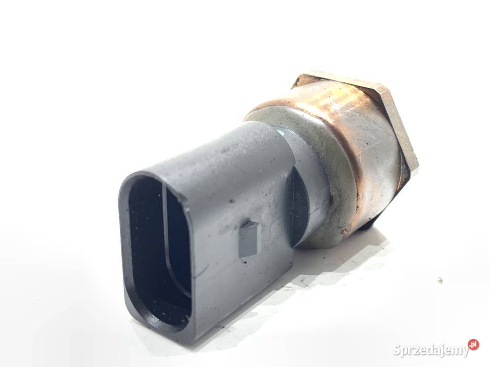 CZUJNIK CIŚNIENIA PALIWA AUDI Q8 059906054K 30