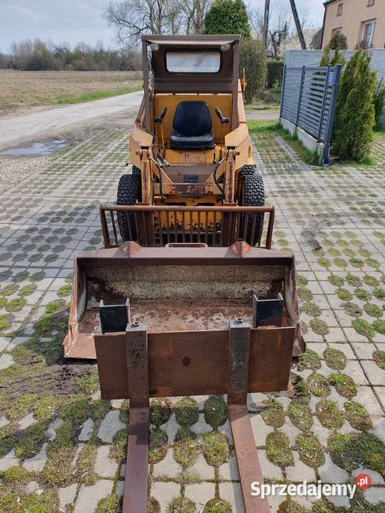 Miniładowarka Case 1835