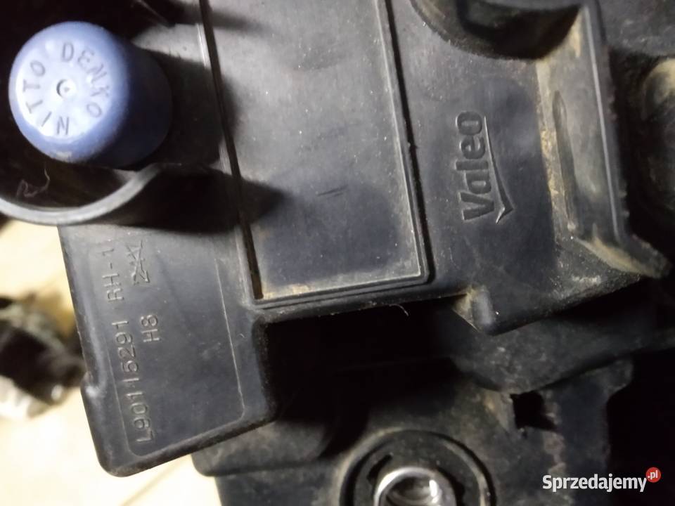 Lampa przeciwmgłowa przednia prawa L90115291 VW osobowe Lampy przednie Wadowice