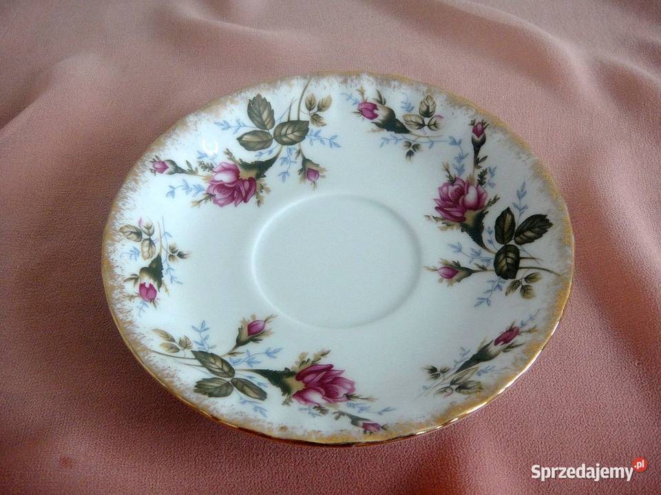 Zestaw do kawy 11 filiżanka podstawka porcelana Kielce