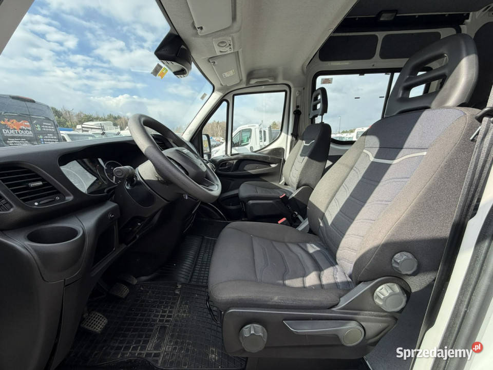 Iveco Daily 35S18 Brygadówka DOKA 7osób Furgon Widełki