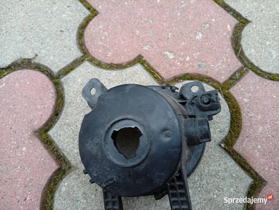 Halogen prawy przód BMW seria 2