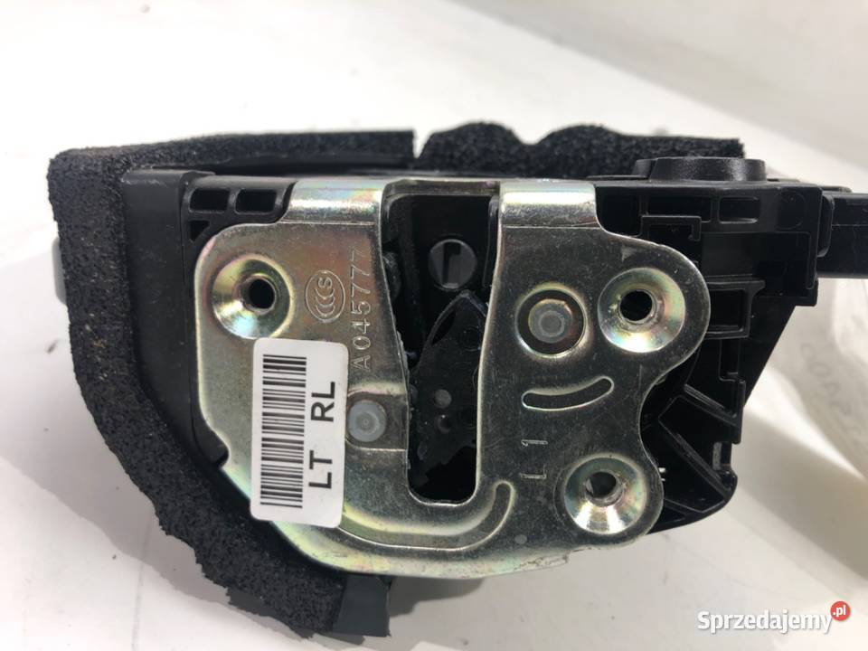 ZAMEK DRZWI LEWY TYŁ KIA RIO IV Hatchback osobowe sprzedam