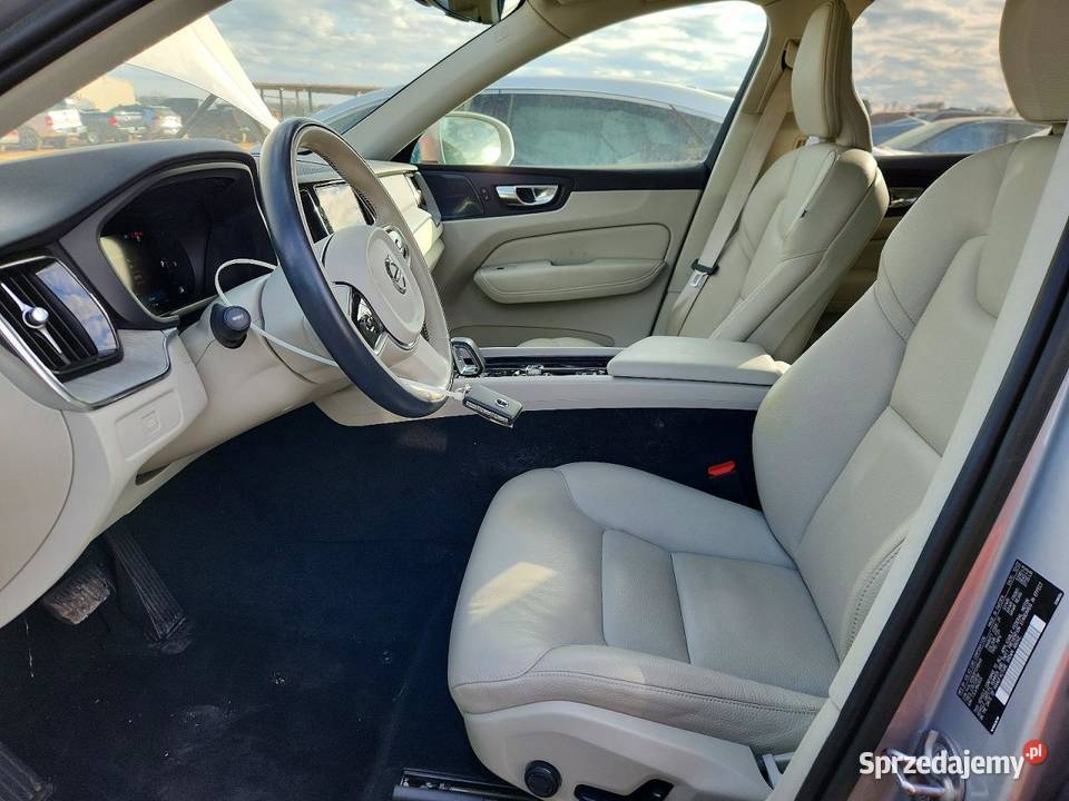 2022 VOLVO XC60 PLUS XC 60