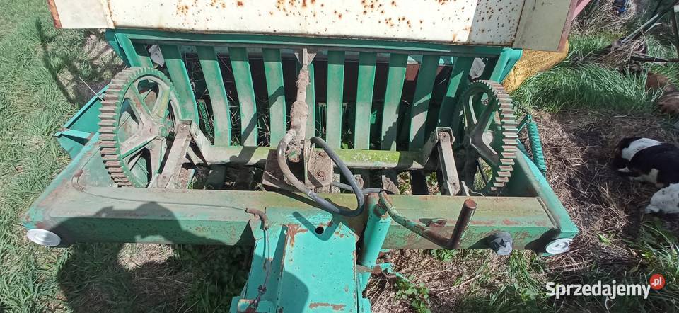 Sprzedam Przyczepe samozbierająca Opalenica nieuszkodzony Ryki sprzedam