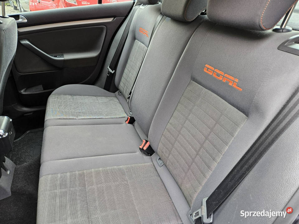 Volkswagen Golf GAZ Nawigacja Podgrzewane fotele kurtyny powietrzne Golf