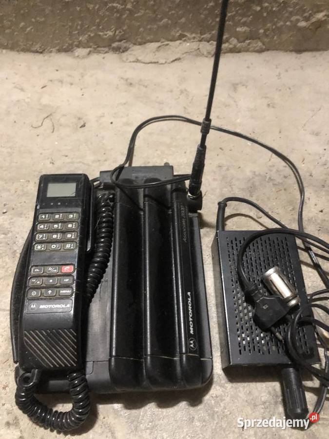 MOTOROLA 2000 Associate z ładowarką samochodową Warszawa
