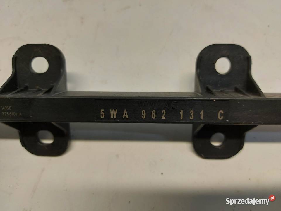 VW ID4 11A 2024r SUV 5D WZMACNIACZ ANTENA