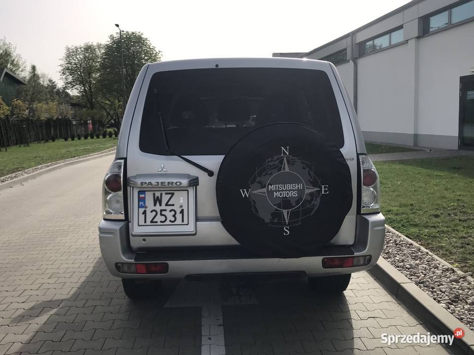 Mitsubishi Pajero 32 DID z salonu maksymalne Pajero Pajero
