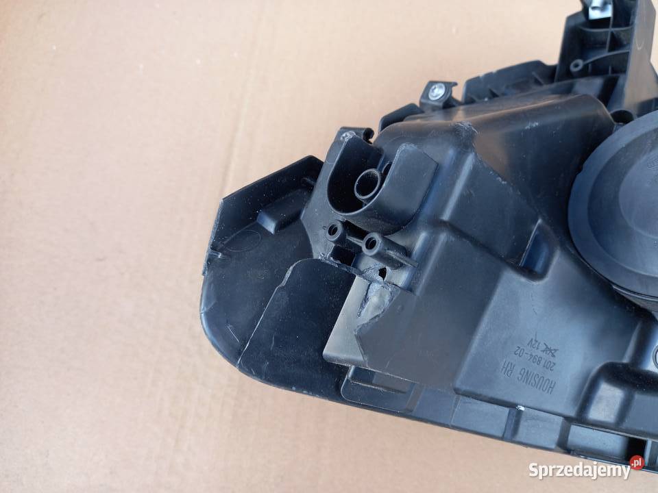 Renault Scenik 4 lampa lewa prawa pród 260606727 Bukownica