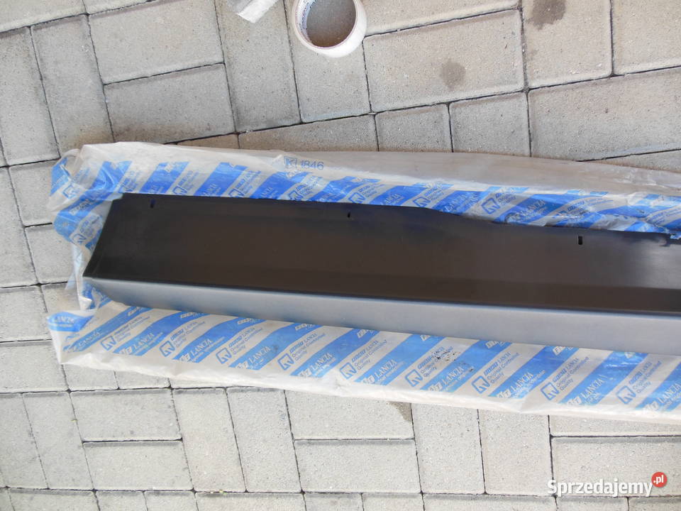 LISTWA ZEWNĘTRZNA 82437332 FIAT CROMA LANCIA