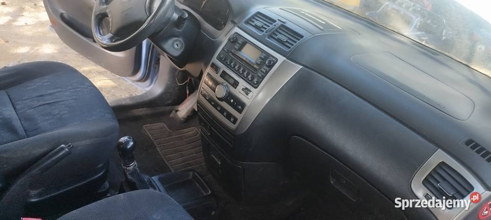 Toyota Avensis Verso 2003r 20 d4d 320000km Trzcianka