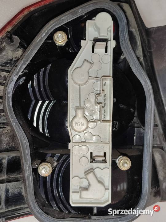 LAMPA TYLNA LEWA FORD FOCUS Skierniewice