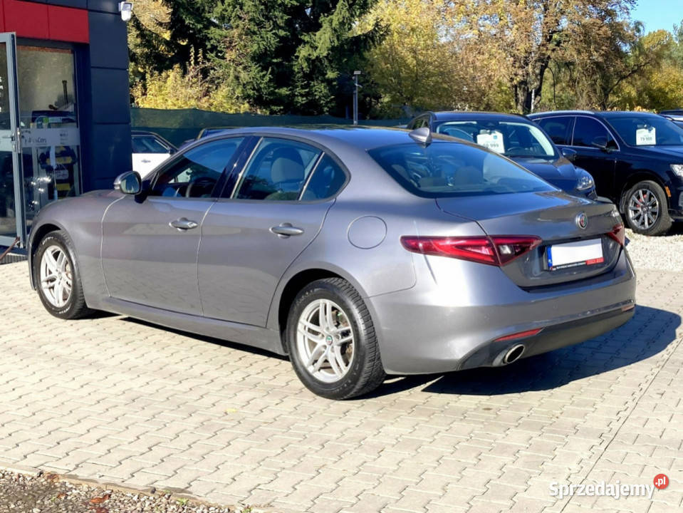 Alfa Romeo Giulia Salon Polska I właściciel