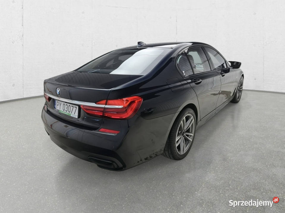 BMW 750 G12 2015 dolnośląskie Komorniki