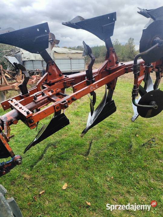 pług 3 obrotowy