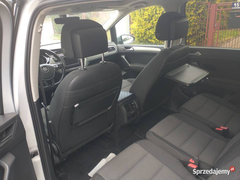 VW touran Samochody osobowe Przeworsk