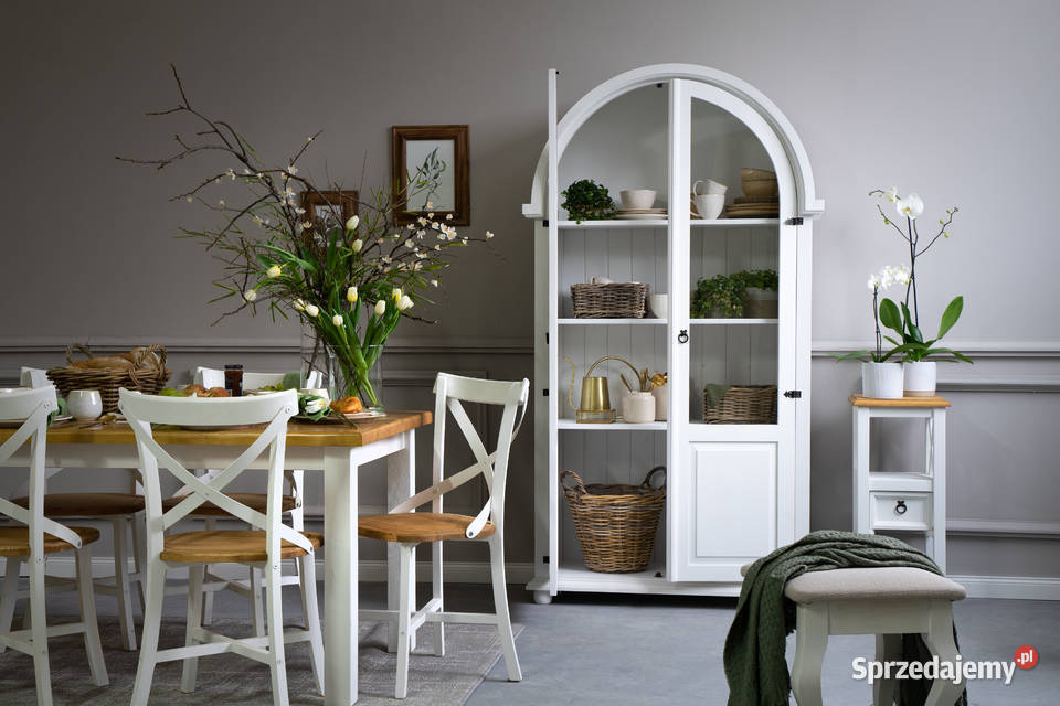 Biała witryna drewniana półokrągła VIT 3 małopolskie Maków Podhalański sprzedam