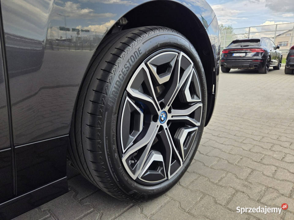 BMW iX M60 Przebieg 6800 Bezwypadkowy 1015 Nm 0cm3 Węgrzce