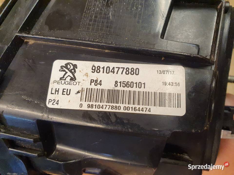 PEUGEOT 3008 II LAMPA W KLAPĘ LEWA TYLNA LEWY Międzychód