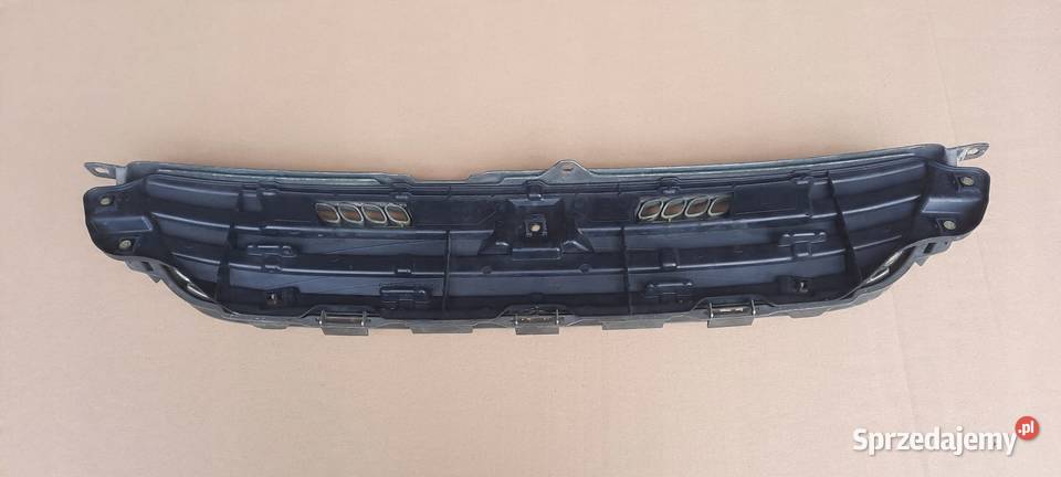 ATRAPA GRILL LEXUS IS200 IS300 9905 5315553050 osobowe Międzychód sprzedam