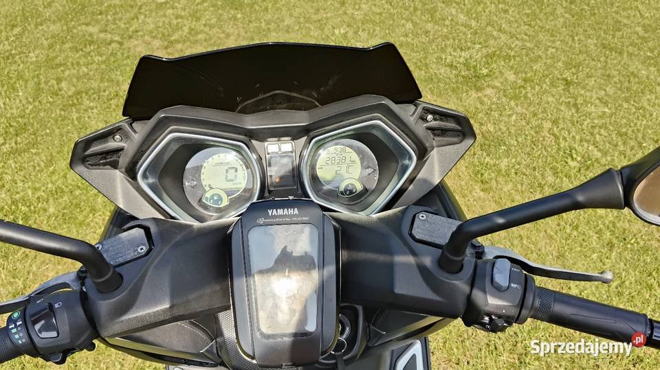 Sprzedam Yamaha Xmax MOMO DESAGN 250 2015 Polski czterosuwowy Płock