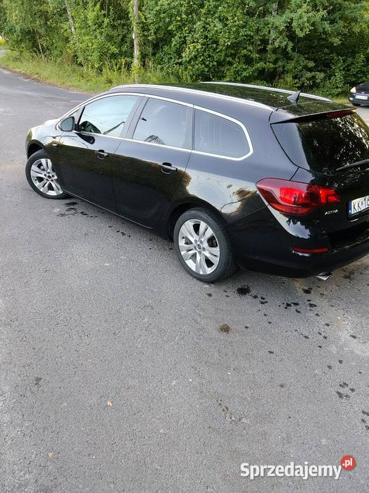 Opel Astra J kombi 14Turbo 140 bogate Zawiercie sprzedam