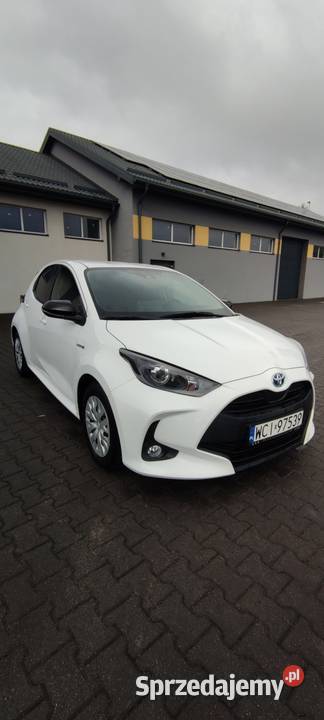 Toyota Yaris 15 hybryda 2021r 82 przebiegu Yaris Ciechanów