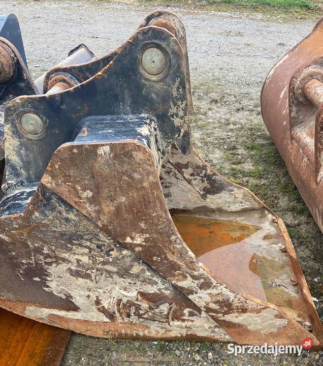 Łyżka RHINOX 60 z lemieszem CAT KOMATSU YANMAR