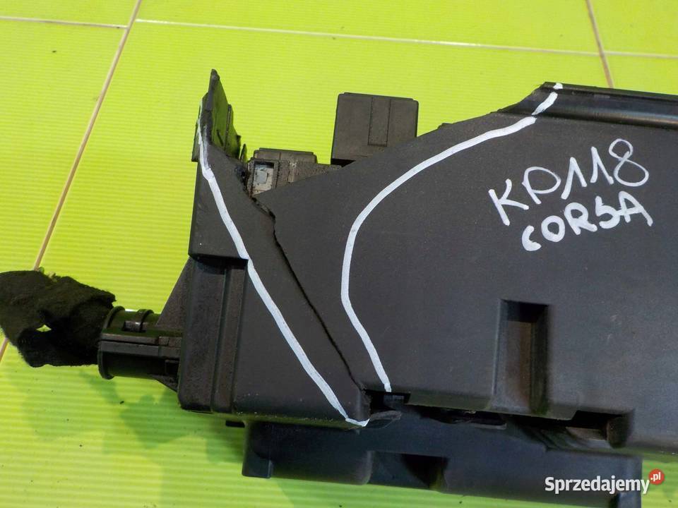 OPEL CORSA D 10 B 08r skrzynka bezpiecznikow osobowe Skrzynki bezpieczników Suków