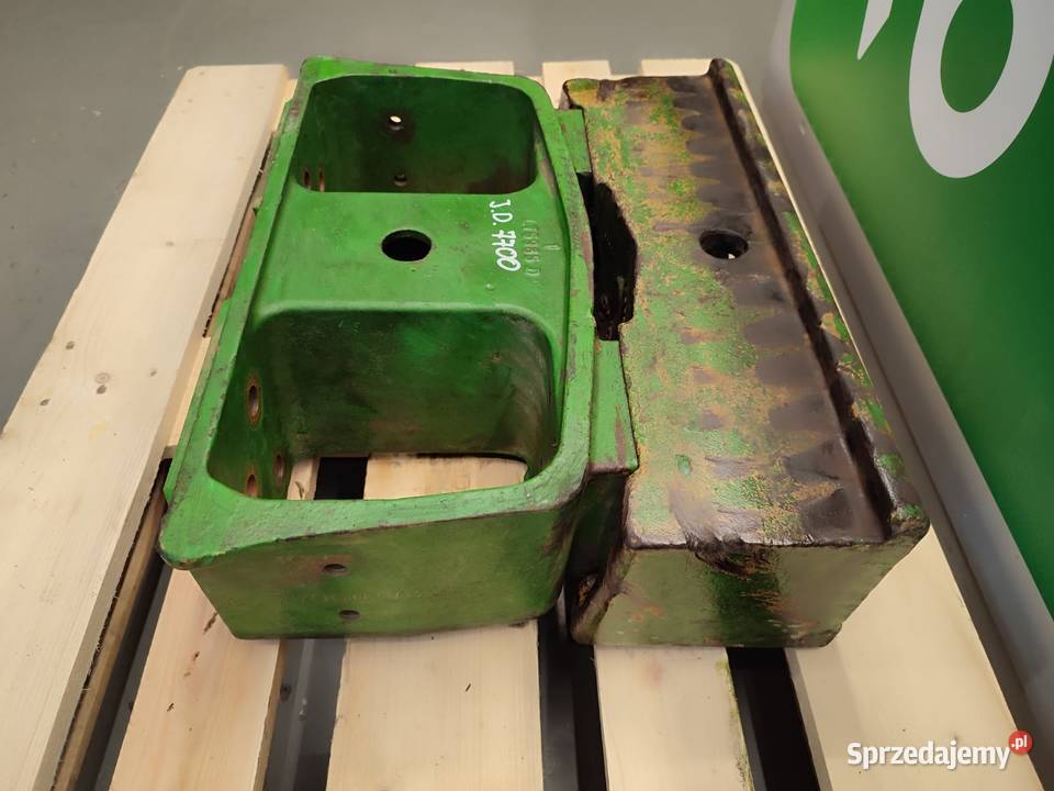 Wspornik ramy z obciążnikiem R127729 John Deere Wilkowo sprzedam