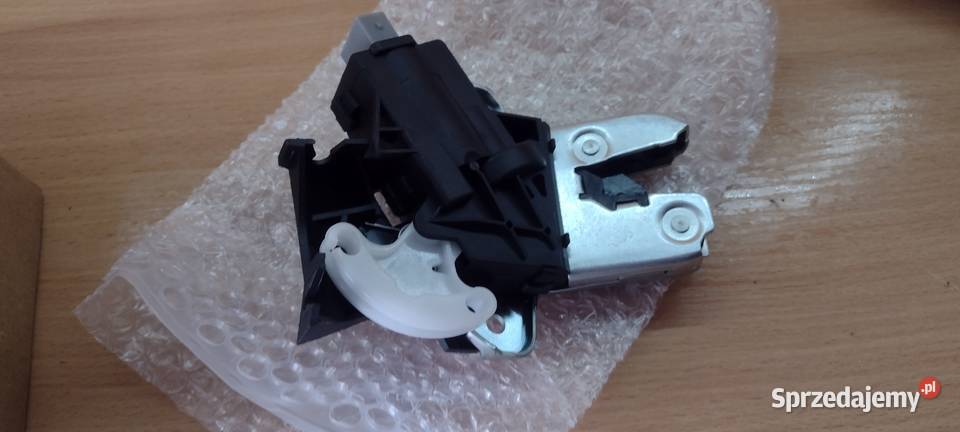 Zamek Tylnej Klapy Bagażnika Zamiennik do Audi małopolskie Kraków