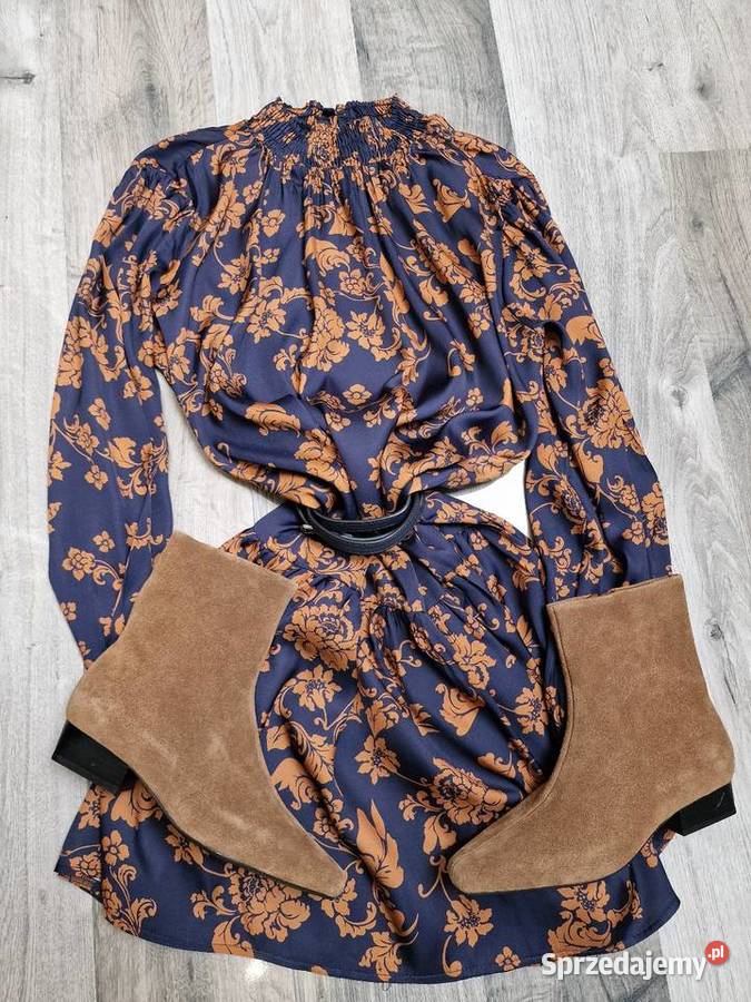 Sukienka Stójka Falbaną Pasek Długość Midi śląskie