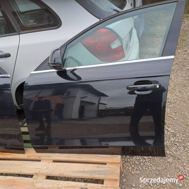 Audi A4 B8 Avant Kombi drzwi kompletne kod Jastrzębie-Zdrój
