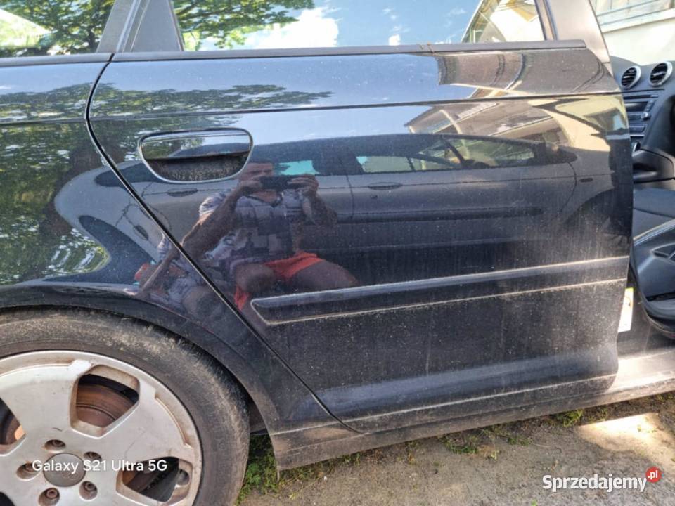 Drzwi prawy tył Audi A3 8P LZ9Y Sportback Rok produkcji 2008 pomorskie