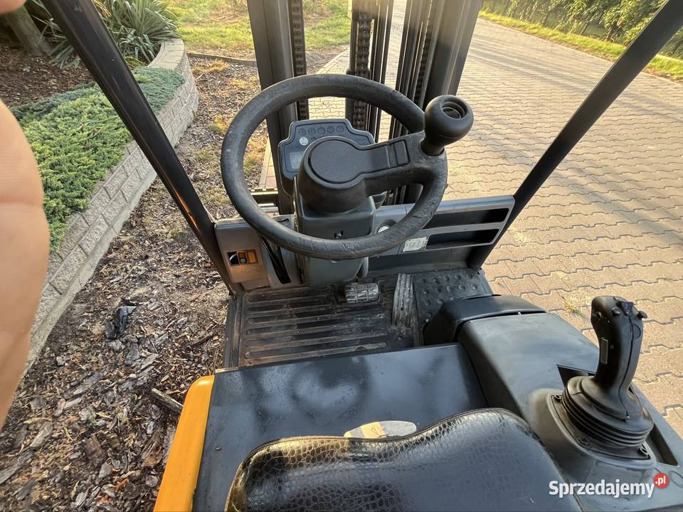 Wózek elektryczny Jungheinrich Linde 216K Błędów