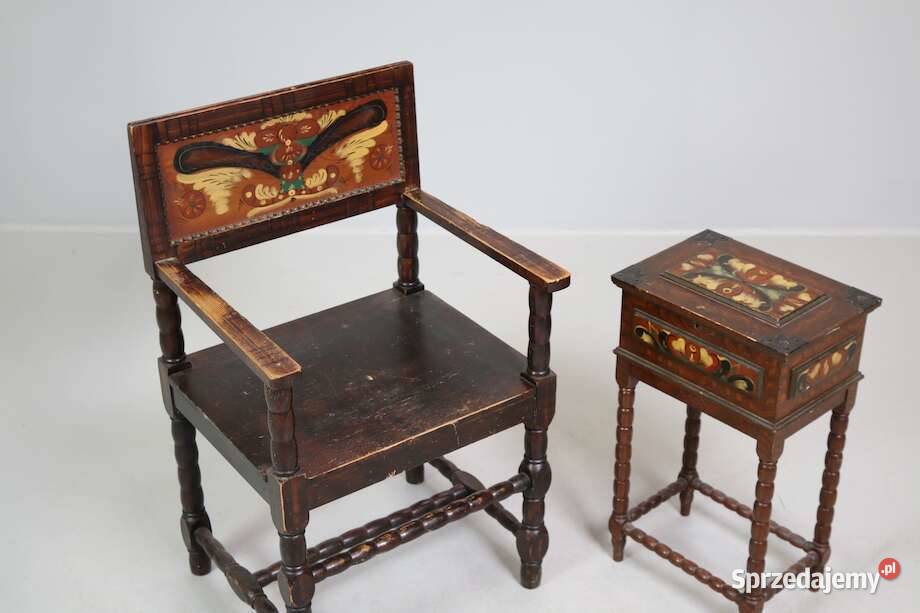 Stary fotel niciak malowany metoda kurbit Budzyń