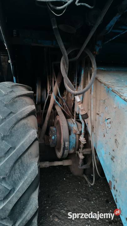 Kombajn zbożowy z sieczkarnią Fortschritt E513 Wózek do header'a Goczałków