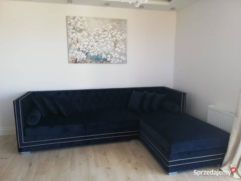 Sofa narożna tapicerowana nowojorska pikowana chesterfield