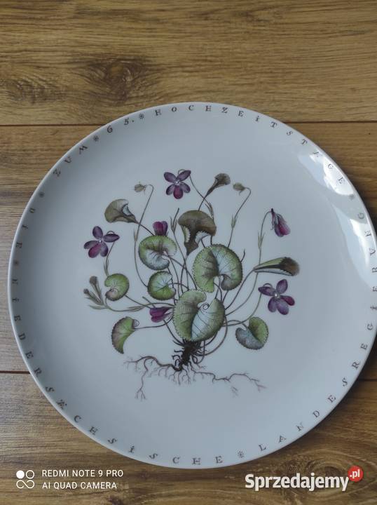 Cztery różne talerze sygnowana porcelana Legnica sprzedam