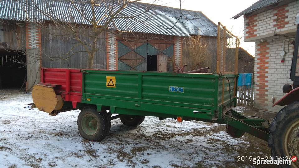 rozrzutnik n2501 nieuszkodzony Radecznica