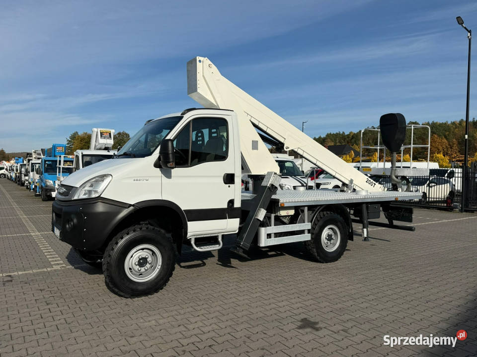Iveco Daily 55S17W 4x4 Zwyżka 20m GSR E200TE4 wspomaganie kierownicy Samochody ciężarowe Widełki