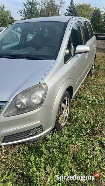 Opel zafira B 2006r 1599cm3 sprzedam